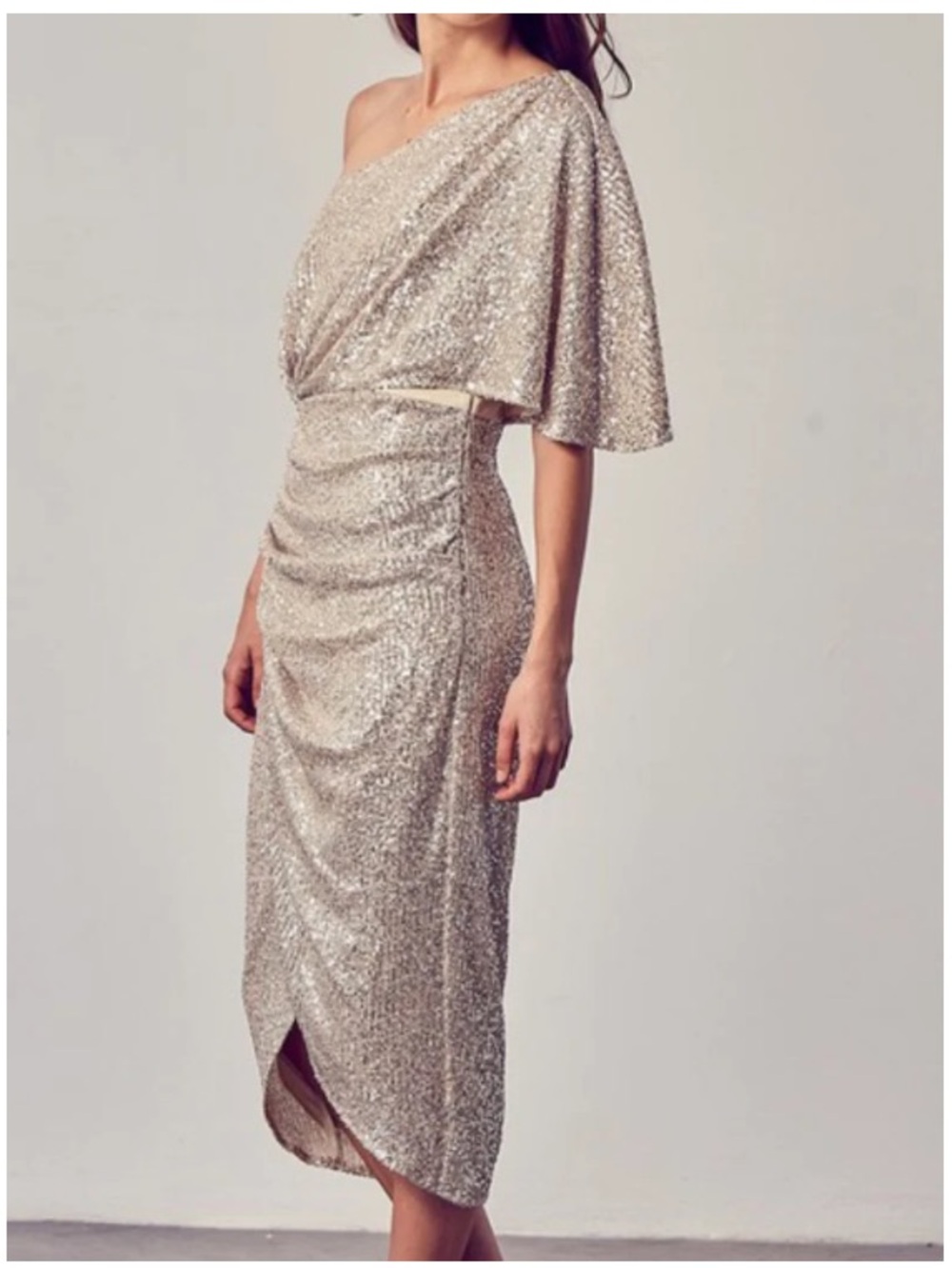 Sequin One Shoulder Midi Dres
Size S